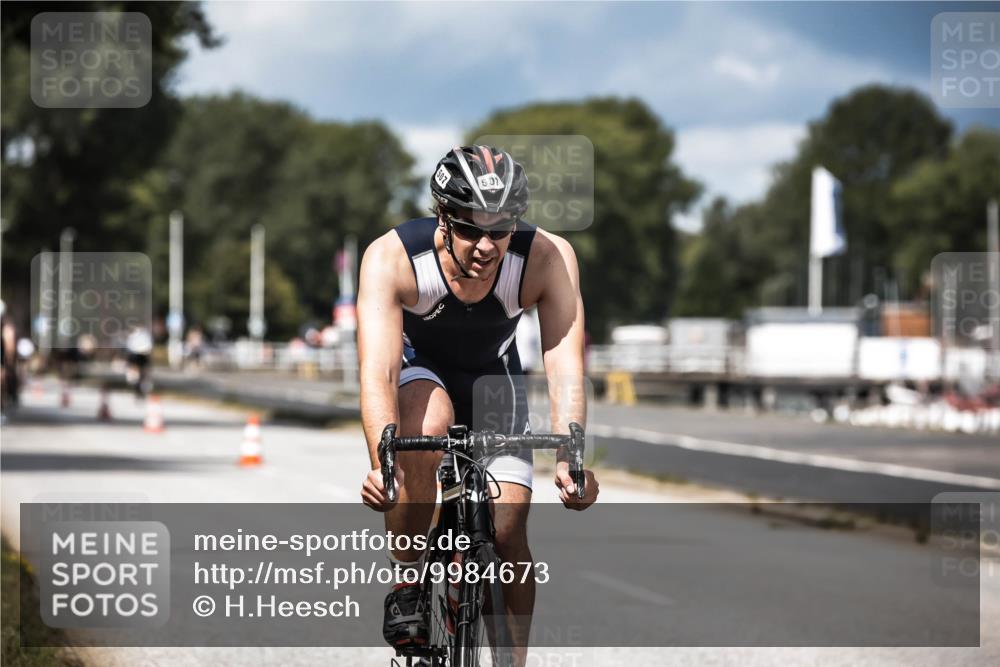 16.08.2026 - KN Förde Triathlon 2026 H.Heesch http://msf.ph/oto/9984673 16.08.2026 12:59:45 Radfahren 362, 506, 507, 520 meine-sportfotos.de