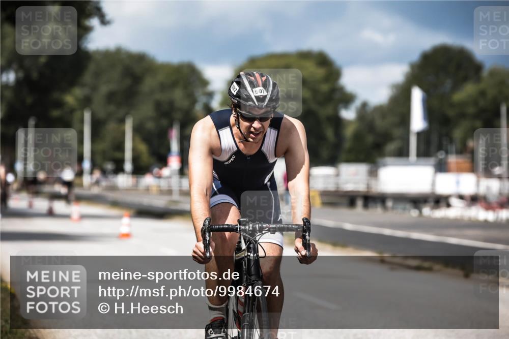 16.08.2026 - KN Förde Triathlon 2026 H.Heesch http://msf.ph/oto/9984674 16.08.2026 12:59:45 Radfahren 362, 506, 507, 520 meine-sportfotos.de