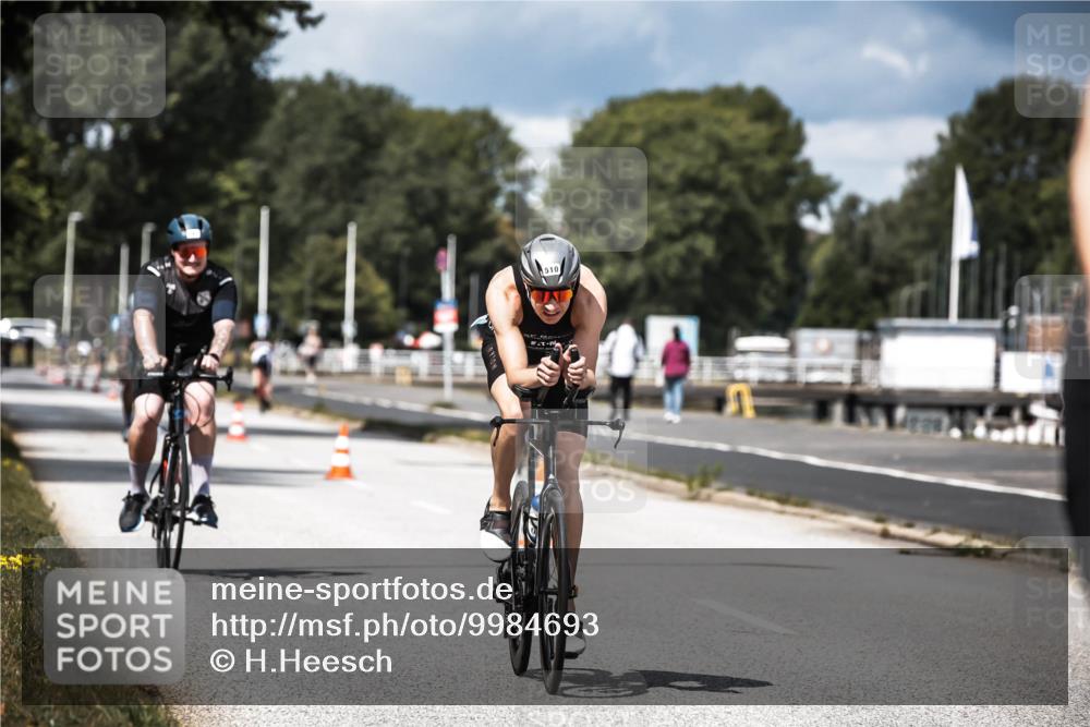 16.08.2026 - KN Förde Triathlon 2026 H.Heesch http://msf.ph/oto/9984693 16.08.2026 12:59:51 Radfahren 506, 510, 553, 581, 599, 603, 605 meine-sportfotos.de