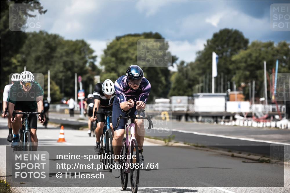 16.08.2026 - KN Förde Triathlon 2026 H.Heesch http://msf.ph/oto/9984764 16.08.2026 13:00:46 Radfahren 531, 533, 538, 552, 588, 590, 597, 607, 707, 734, 747 meine-sportfotos.de