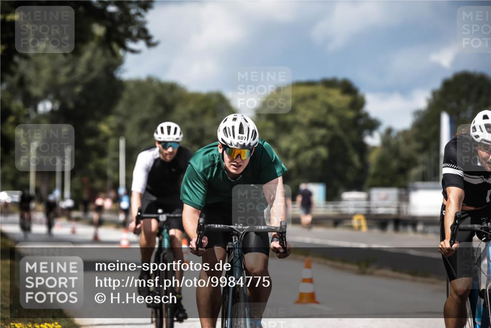 16.08.2026 - KN Förde Triathlon 2026 H.Heesch http://msf.ph/oto/9984775 16.08.2026 13:00:47 Radfahren 531, 533, 538, 552, 588, 590, 597, 607, 734, 747 meine-sportfotos.de