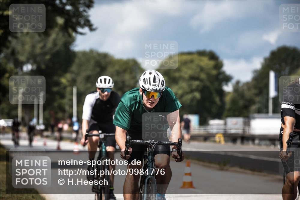16.08.2026 - KN Förde Triathlon 2026 H.Heesch http://msf.ph/oto/9984776 16.08.2026 13:00:47 Radfahren 531, 533, 538, 552, 588, 590, 597, 607, 734, 747 meine-sportfotos.de