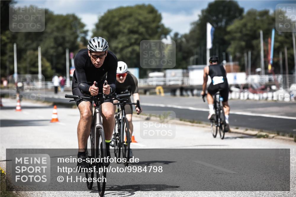 16.08.2026 - KN Förde Triathlon 2026 H.Heesch http://msf.ph/oto/9984798 16.08.2026 13:00:55 Radfahren 544, 547, 556, 702, 716 meine-sportfotos.de