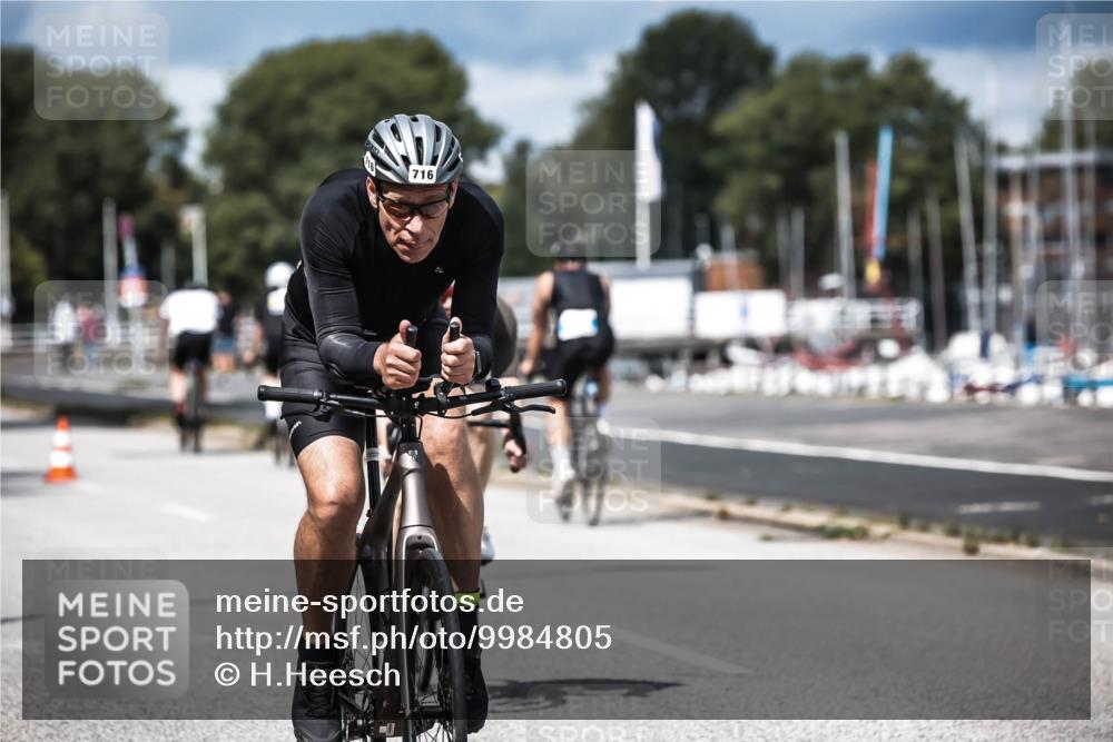 16.08.2026 - KN Förde Triathlon 2026 H.Heesch http://msf.ph/oto/9984805 16.08.2026 13:00:55 Radfahren 544, 547, 556, 702, 716 meine-sportfotos.de