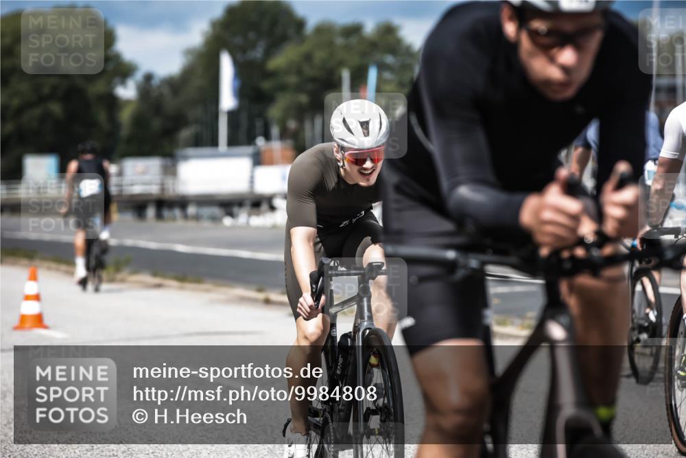 16.08.2026 - KN Förde Triathlon 2026 H.Heesch http://msf.ph/oto/9984808 16.08.2026 13:00:56 Radfahren 544, 547, 556, 702, 716 meine-sportfotos.de
