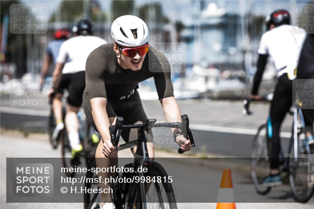 16.08.2026 - KN Förde Triathlon 2026 H.Heesch http://msf.ph/oto/9984815 16.08.2026 13:00:56 Radfahren 544, 547, 556, 702, 716 meine-sportfotos.de