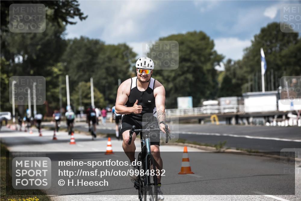 16.08.2026 - KN Förde Triathlon 2026 H.Heesch http://msf.ph/oto/9984832 16.08.2026 13:01:09 Radfahren 596 meine-sportfotos.de