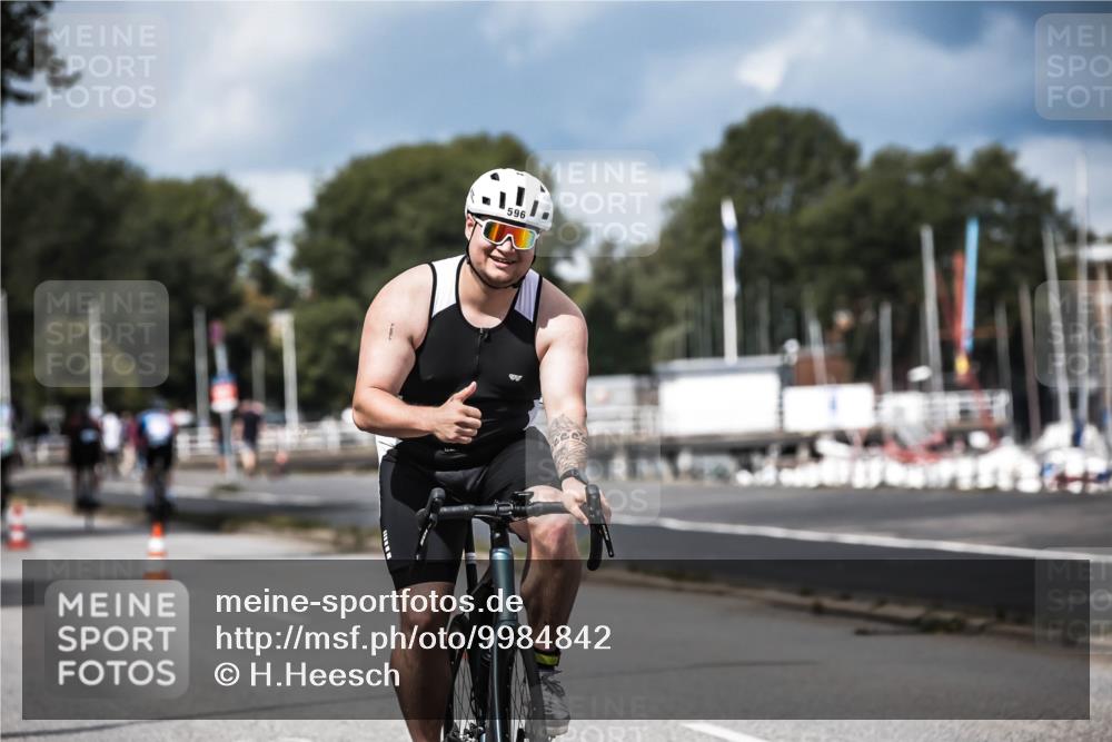 16.08.2026 - KN Förde Triathlon 2026 H.Heesch http://msf.ph/oto/9984842 16.08.2026 13:01:10 Radfahren 549, 574, 596, 739 meine-sportfotos.de