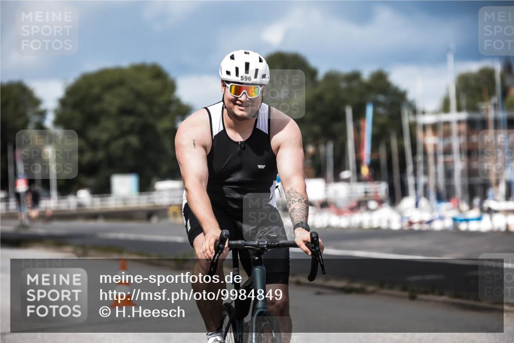 16.08.2026 - KN Förde Triathlon 2026 H.Heesch http://msf.ph/oto/9984849 16.08.2026 13:01:10 Radfahren 549, 574, 596, 739 meine-sportfotos.de