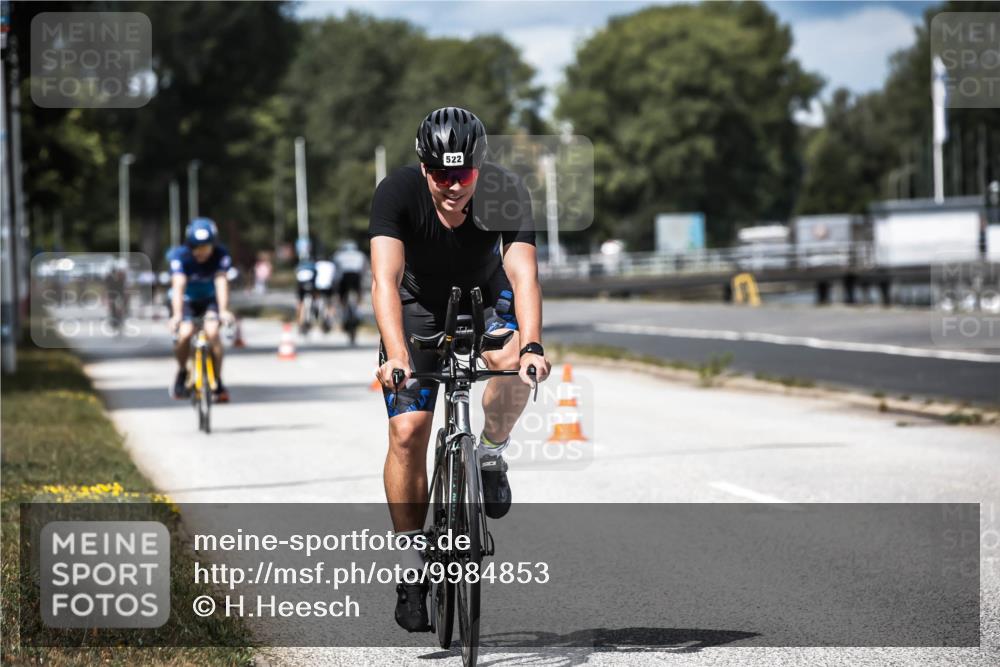 16.08.2026 - KN Förde Triathlon 2026 H.Heesch http://msf.ph/oto/9984853 16.08.2026 13:01:29 Radfahren 504, 522, 595, 610, 737 meine-sportfotos.de