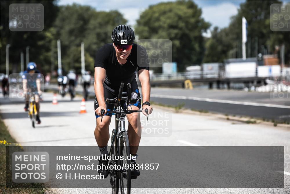 16.08.2026 - KN Förde Triathlon 2026 H.Heesch http://msf.ph/oto/9984857 16.08.2026 13:01:29 Radfahren 504, 522, 595, 610, 737 meine-sportfotos.de