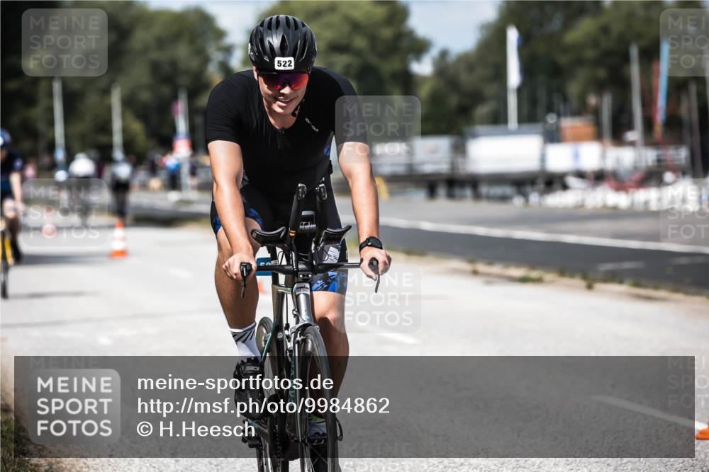 16.08.2026 - KN Förde Triathlon 2026 H.Heesch http://msf.ph/oto/9984862 16.08.2026 13:01:29 Radfahren 504, 522, 595, 610, 737 meine-sportfotos.de