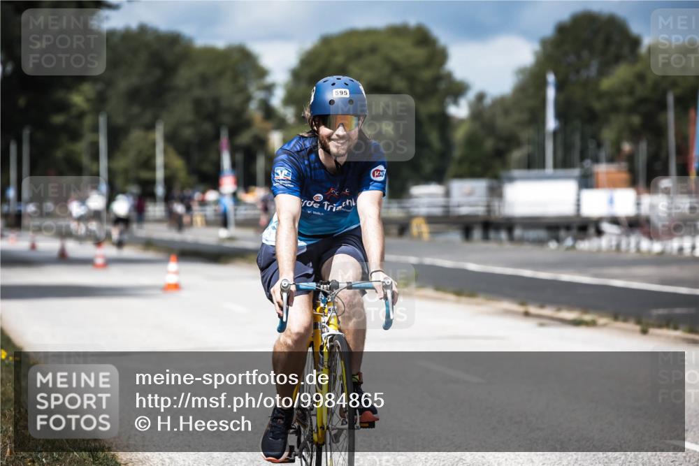 16.08.2026 - KN Förde Triathlon 2026 H.Heesch http://msf.ph/oto/9984865 16.08.2026 13:01:32 Radfahren 504, 522, 595, 606, 610 meine-sportfotos.de