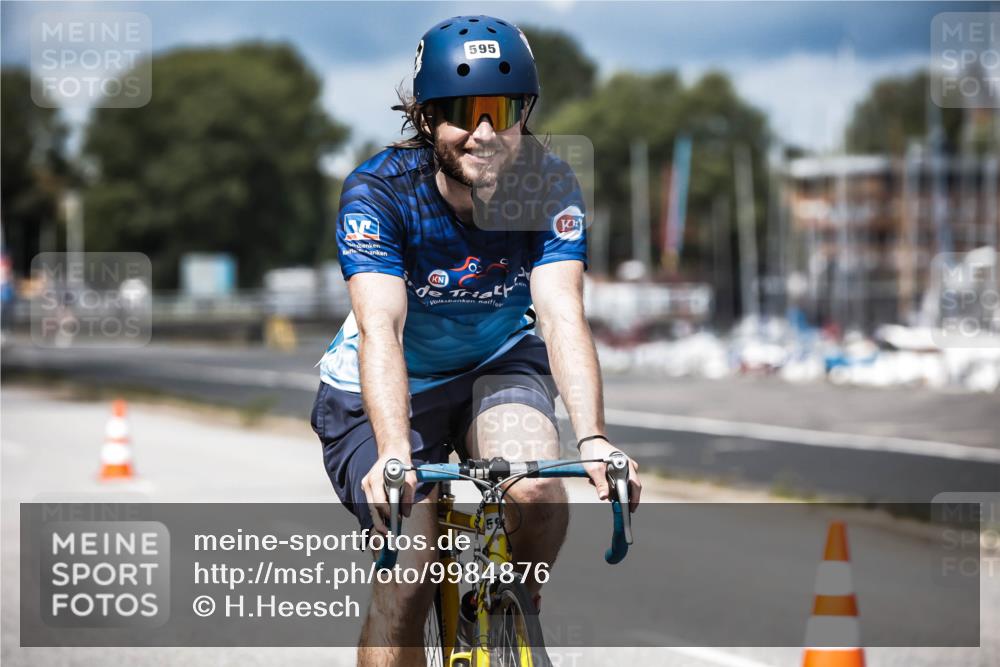 16.08.2026 - KN Förde Triathlon 2026 H.Heesch http://msf.ph/oto/9984876 16.08.2026 13:01:32 Radfahren 504, 522, 595, 606, 610 meine-sportfotos.de