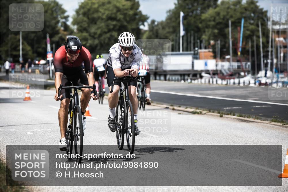16.08.2026 - KN Förde Triathlon 2026 H.Heesch http://msf.ph/oto/9984890 16.08.2026 13:01:38 Radfahren 541, 575, 606, 703, 710 meine-sportfotos.de