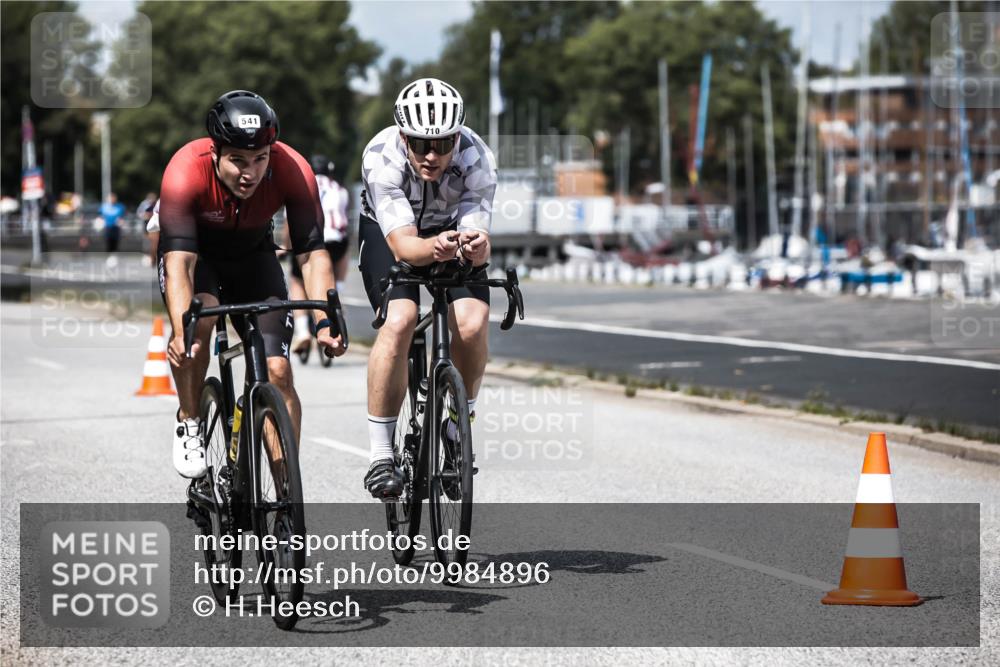 16.08.2026 - KN Förde Triathlon 2026 H.Heesch http://msf.ph/oto/9984896 16.08.2026 13:01:38 Radfahren 541, 575, 606, 703, 710 meine-sportfotos.de