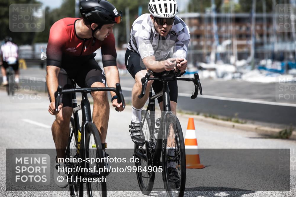 16.08.2026 - KN Förde Triathlon 2026 H.Heesch http://msf.ph/oto/9984905 16.08.2026 13:01:38 Radfahren 541, 575, 606, 703, 710 meine-sportfotos.de