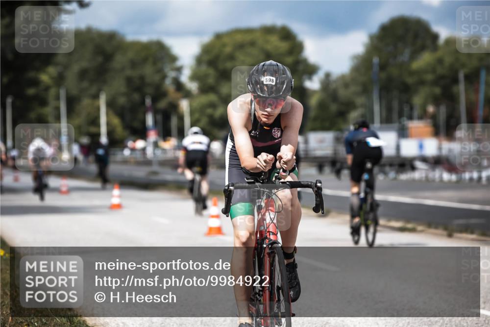 16.08.2026 - KN Förde Triathlon 2026 H.Heesch http://msf.ph/oto/9984922 16.08.2026 13:01:51 Radfahren 532, 598, 719, 733, 738 meine-sportfotos.de