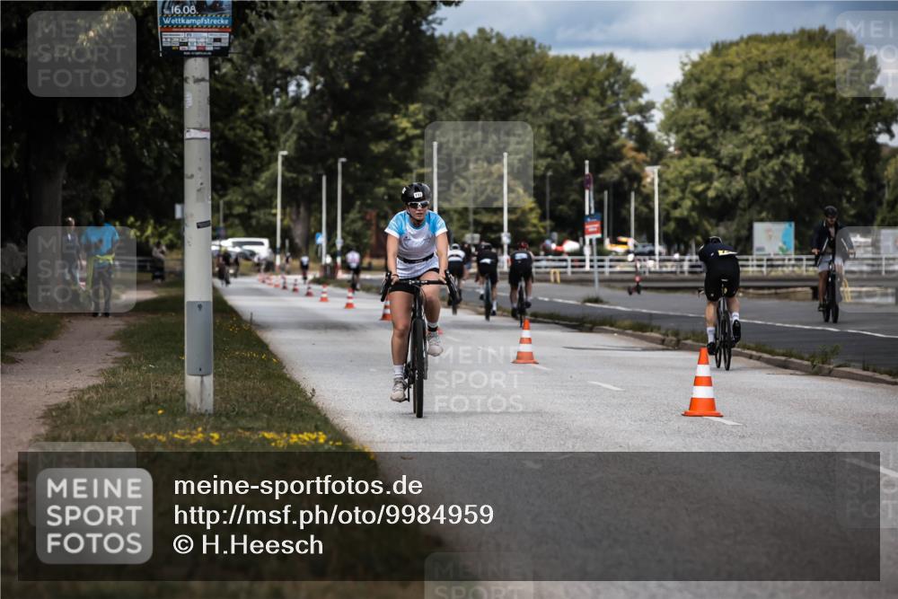 16.08.2026 - KN Förde Triathlon 2026 H.Heesch http://msf.ph/oto/9984959 16.08.2026 13:01:58 Radfahren 717, 730, 731, 738 meine-sportfotos.de
