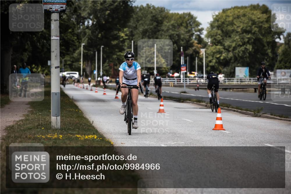16.08.2026 - KN Förde Triathlon 2026 H.Heesch http://msf.ph/oto/9984966 16.08.2026 13:01:58 Radfahren 717, 730, 731, 738 meine-sportfotos.de