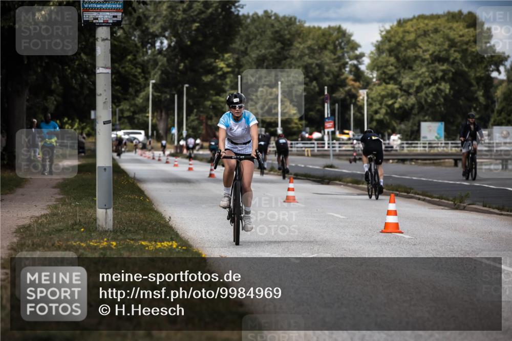 16.08.2026 - KN Förde Triathlon 2026 H.Heesch http://msf.ph/oto/9984969 16.08.2026 13:01:58 Radfahren 717, 730, 731, 738 meine-sportfotos.de
