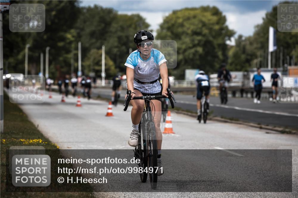 16.08.2026 - KN Förde Triathlon 2026 H.Heesch http://msf.ph/oto/9984971 16.08.2026 13:02:00 Radfahren 717, 730, 731 meine-sportfotos.de