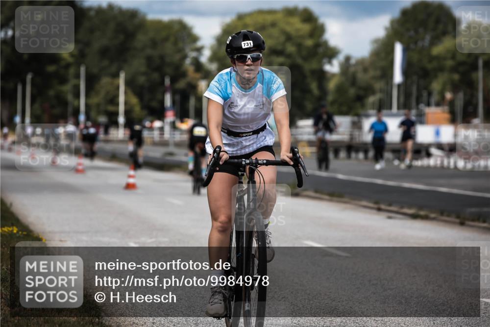 16.08.2026 - KN Förde Triathlon 2026 H.Heesch http://msf.ph/oto/9984978 16.08.2026 13:02:00 Radfahren 717, 730, 731 meine-sportfotos.de