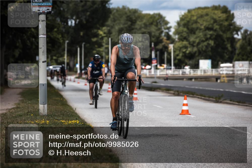 16.08.2026 - KN Förde Triathlon 2026 H.Heesch http://msf.ph/oto/9985026 16.08.2026 13:02:28 Radfahren 506, 604, 705, 708 meine-sportfotos.de