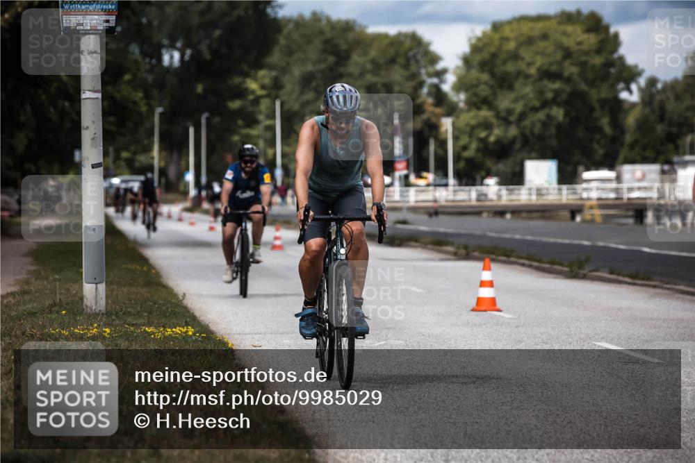 16.08.2026 - KN Förde Triathlon 2026 H.Heesch http://msf.ph/oto/9985029 16.08.2026 13:02:28 Radfahren 506, 604, 705, 708 meine-sportfotos.de