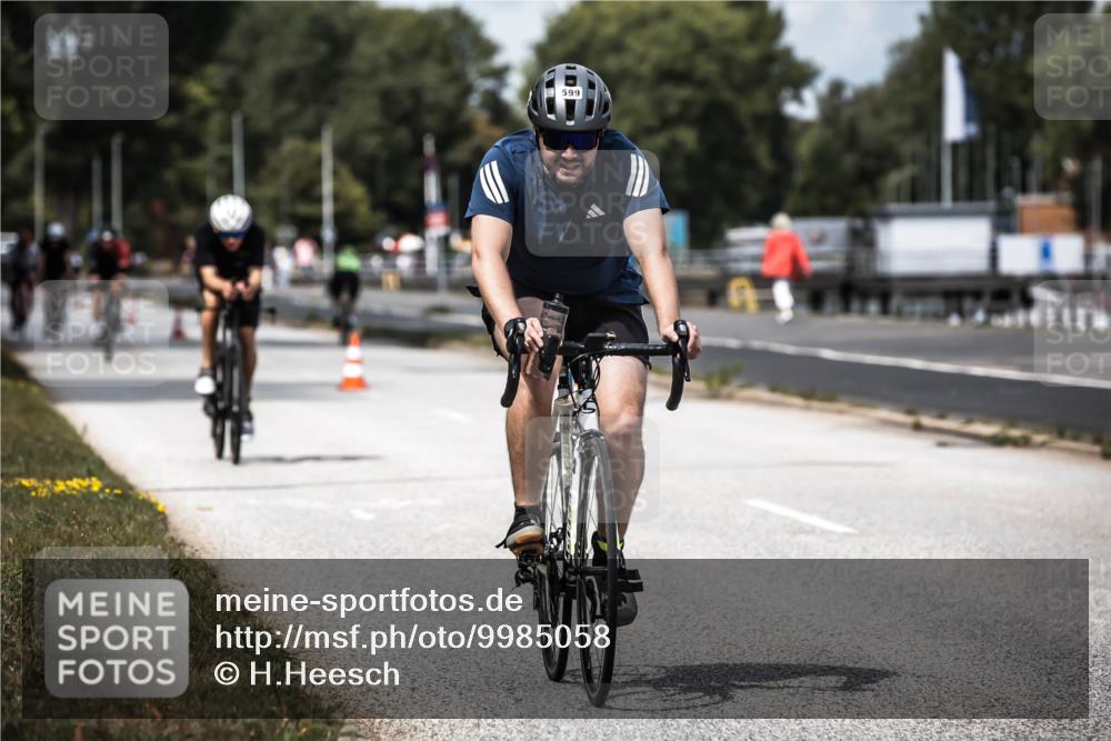 16.08.2026 - KN Förde Triathlon 2026 H.Heesch http://msf.ph/oto/9985058 16.08.2026 13:02:38 Radfahren 502, 505, 557, 599, 707 meine-sportfotos.de