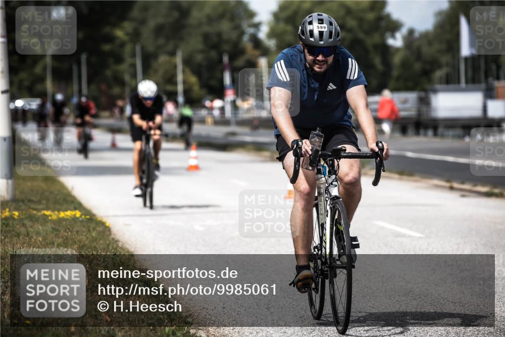 16.08.2026 - KN Förde Triathlon 2026 H.Heesch http://msf.ph/oto/9985061 16.08.2026 13:02:38 Radfahren 502, 505, 557, 599, 707 meine-sportfotos.de