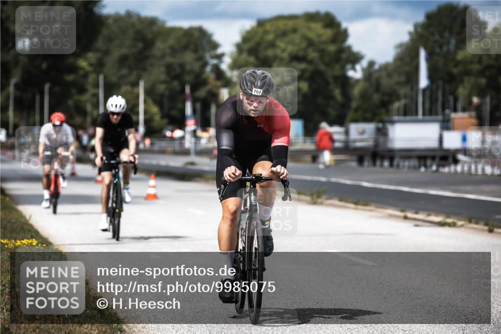 16.08.2026 - KN Förde Triathlon 2026 H.Heesch http://msf.ph/oto/9985075 16.08.2026 13:02:42 Radfahren 502, 505, 557, 701, 707 meine-sportfotos.de