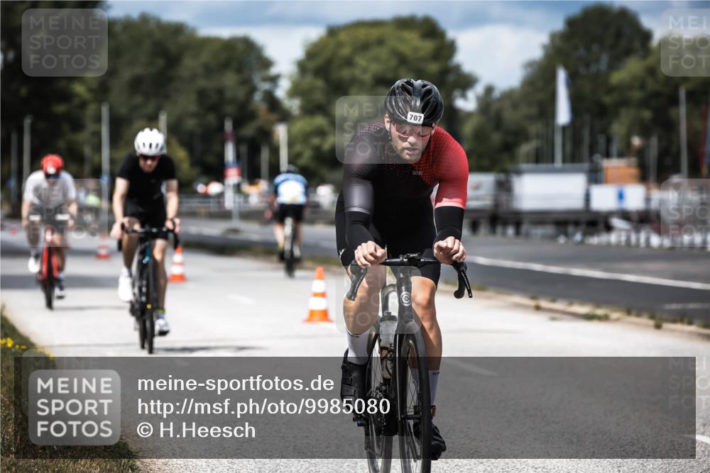16.08.2026 - KN Förde Triathlon 2026 H.Heesch http://msf.ph/oto/9985080 16.08.2026 13:02:42 Radfahren 502, 505, 557, 701, 707 meine-sportfotos.de