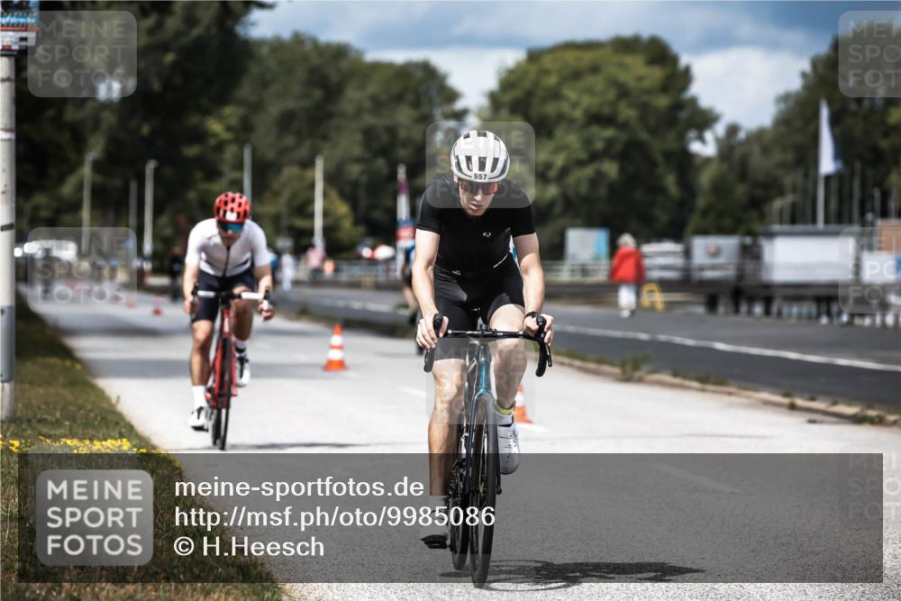 16.08.2026 - KN Förde Triathlon 2026 H.Heesch http://msf.ph/oto/9985086 16.08.2026 13:02:43 Radfahren 502, 557, 701, 707 meine-sportfotos.de