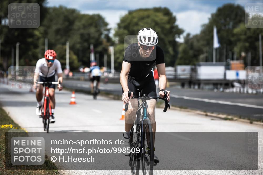 16.08.2026 - KN Förde Triathlon 2026 H.Heesch http://msf.ph/oto/9985091 16.08.2026 13:02:44 Radfahren 502, 557, 701, 707 meine-sportfotos.de