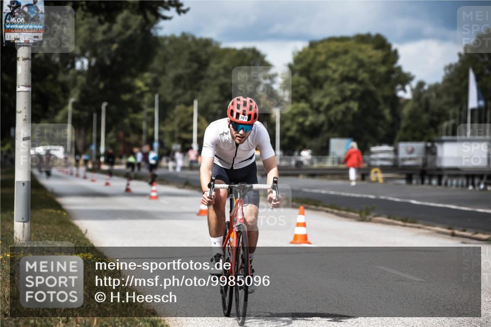 16.08.2026 - KN Förde Triathlon 2026 H.Heesch http://msf.ph/oto/9985096 16.08.2026 13:02:44 Radfahren 502, 557, 701, 707 meine-sportfotos.de