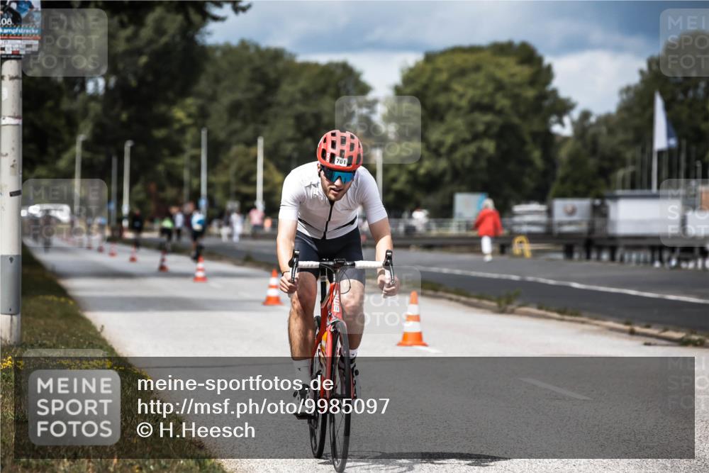16.08.2026 - KN Förde Triathlon 2026 H.Heesch http://msf.ph/oto/9985097 16.08.2026 13:02:44 Radfahren 502, 557, 701, 707 meine-sportfotos.de