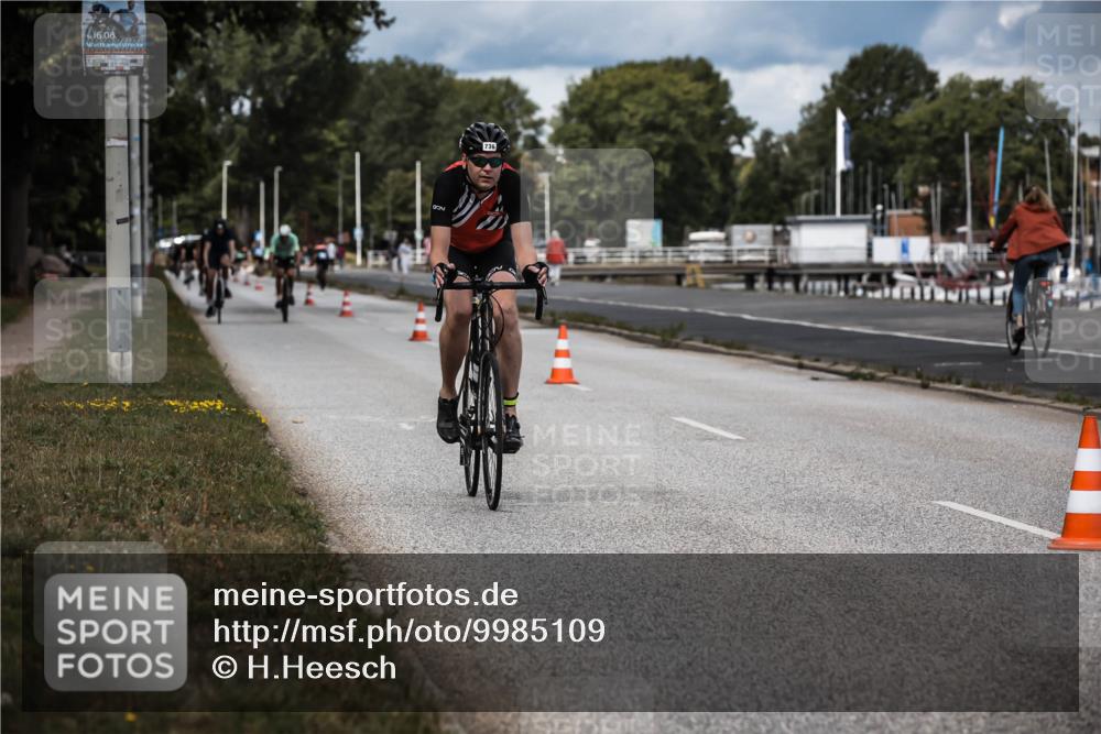 16.08.2026 - KN Förde Triathlon 2026 H.Heesch http://msf.ph/oto/9985109 16.08.2026 13:02:59 Radfahren 508, 512, 587, 702, 736 meine-sportfotos.de