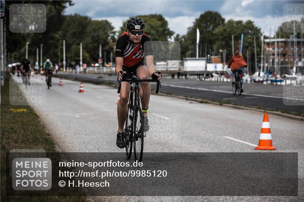 16.08.2026 - KN Förde Triathlon 2026 H.Heesch http://msf.ph/oto/9985120 16.08.2026 13:03:00 Radfahren 512, 587, 702, 736 meine-sportfotos.de