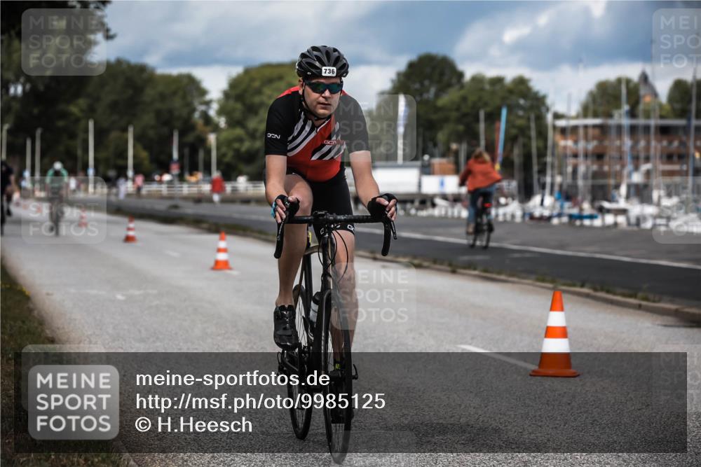 16.08.2026 - KN Förde Triathlon 2026 H.Heesch http://msf.ph/oto/9985125 16.08.2026 13:03:00 Radfahren 512, 587, 702, 736 meine-sportfotos.de