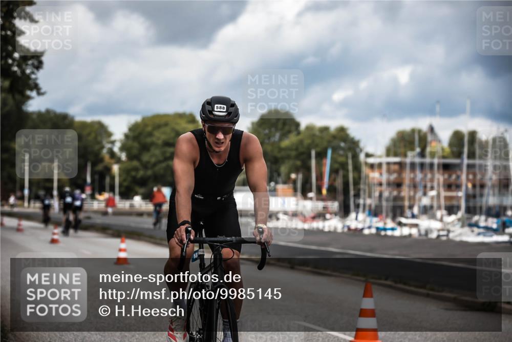 16.08.2026 - KN Förde Triathlon 2026 H.Heesch http://msf.ph/oto/9985145 16.08.2026 13:03:08 Radfahren 577, 588, 609, 747 meine-sportfotos.de
