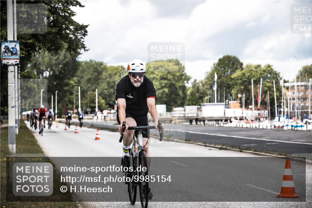 16.08.2026 - KN Förde Triathlon 2026 H.Heesch http://msf.ph/oto/9985154 16.08.2026 13:03:12 Radfahren 706, 747 meine-sportfotos.de