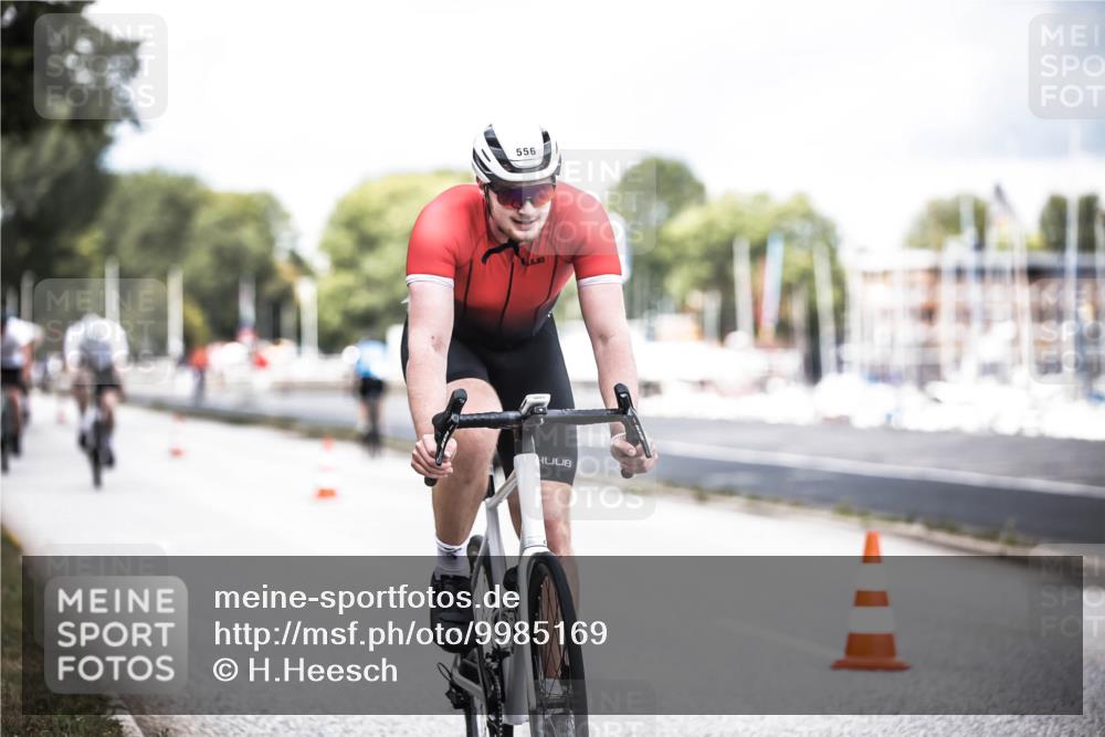 16.08.2026 - KN Förde Triathlon 2026 H.Heesch http://msf.ph/oto/9985169 16.08.2026 13:03:18 Radfahren 533, 538, 544, 556, 706 meine-sportfotos.de