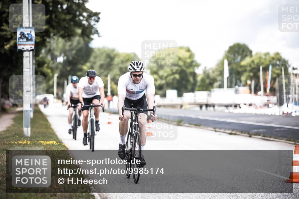 16.08.2026 - KN Förde Triathlon 2026 H.Heesch http://msf.ph/oto/9985174 16.08.2026 13:03:21 Radfahren 533, 538, 544, 556, 569 meine-sportfotos.de
