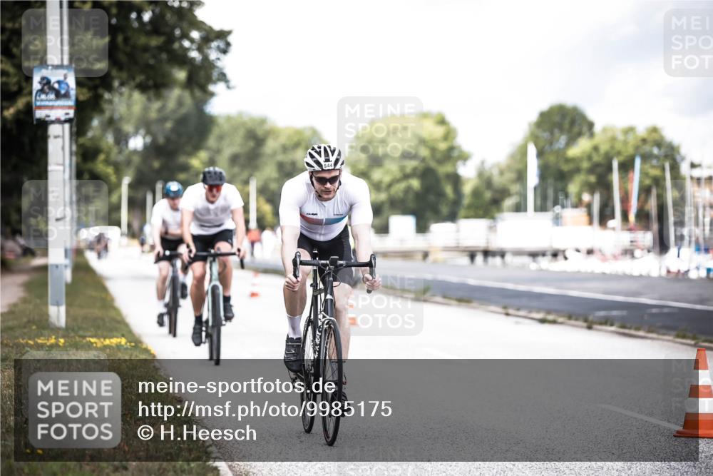 16.08.2026 - KN Förde Triathlon 2026 H.Heesch http://msf.ph/oto/9985175 16.08.2026 13:03:21 Radfahren 533, 538, 544, 556, 569 meine-sportfotos.de