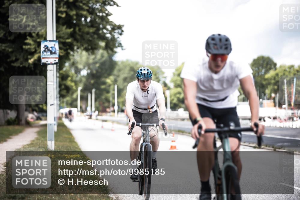 16.08.2026 - KN Förde Triathlon 2026 H.Heesch http://msf.ph/oto/9985185 16.08.2026 13:03:23 Radfahren 533, 538, 544, 569 meine-sportfotos.de