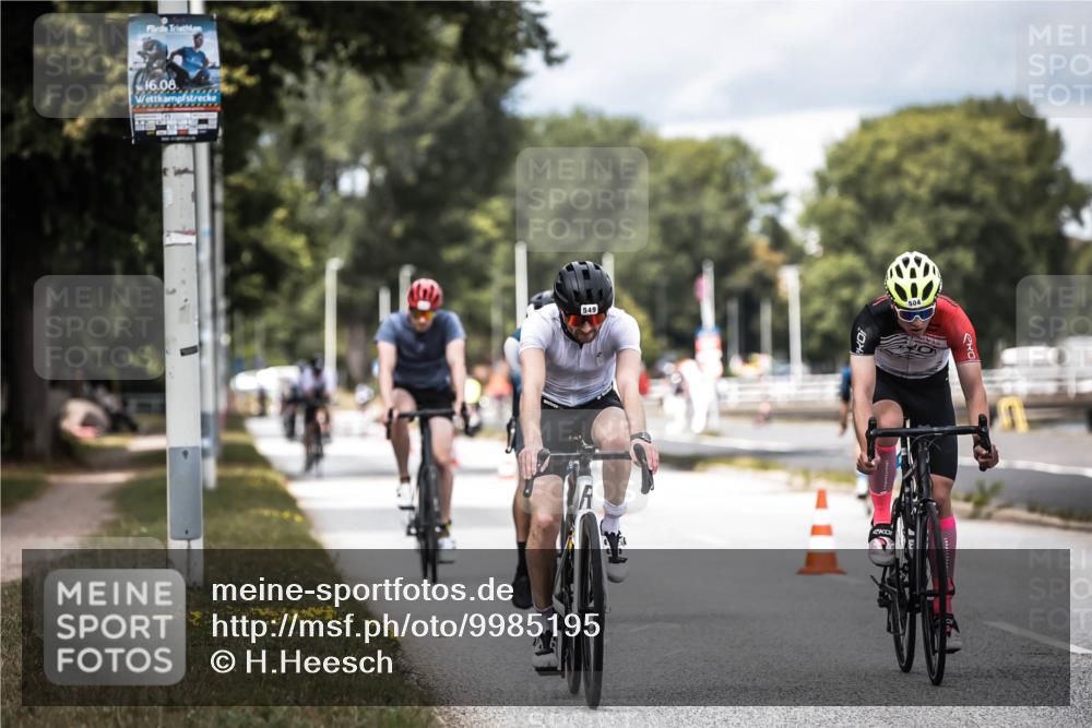 16.08.2026 - KN Förde Triathlon 2026 H.Heesch http://msf.ph/oto/9985195 16.08.2026 13:03:34 Radfahren 504, 517, 518, 523, 531, 535, 549, 568, 573, 574 meine-sportfotos.de