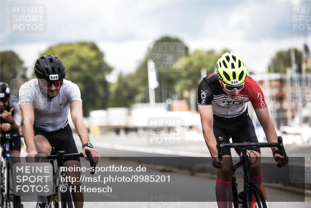 16.08.2026 - KN Förde Triathlon 2026 H.Heesch http://msf.ph/oto/9985201 16.08.2026 13:03:35 Radfahren 504, 517, 518, 523, 531, 535, 549, 568, 573, 574 meine-sportfotos.de