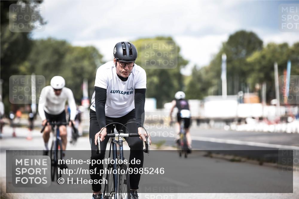 16.08.2026 - KN Förde Triathlon 2026 H.Heesch http://msf.ph/oto/9985246 16.08.2026 13:03:46 Radfahren 561, 567, 580, 585, 726, 734, 739 meine-sportfotos.de