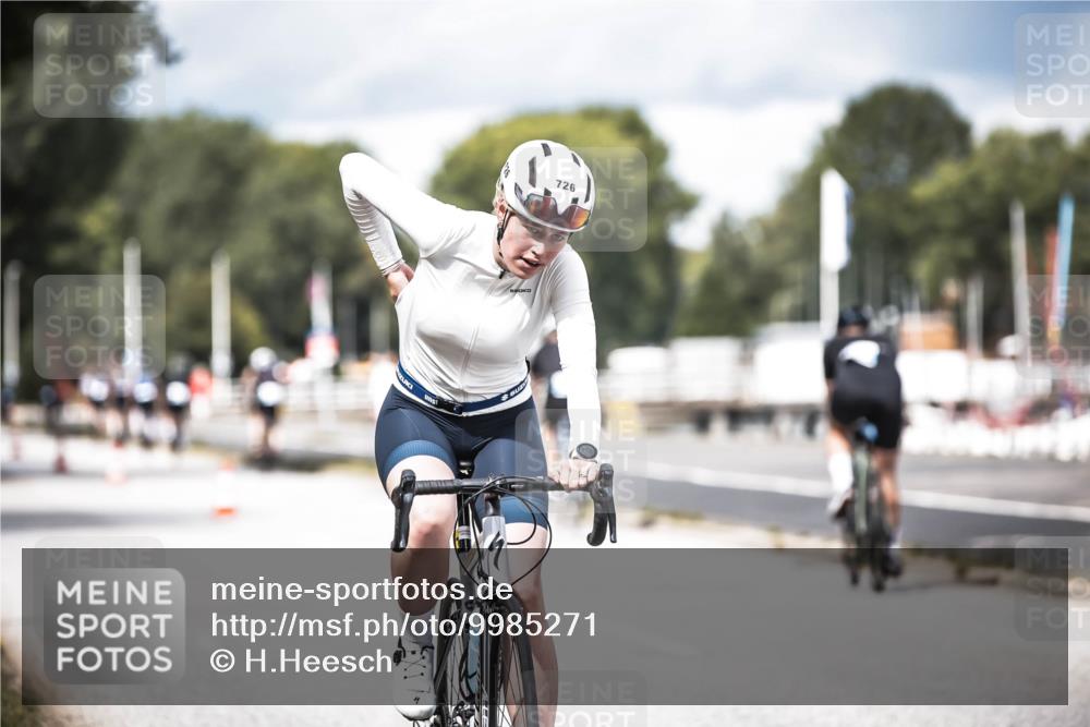16.08.2026 - KN Förde Triathlon 2026 H.Heesch http://msf.ph/oto/9985271 16.08.2026 13:03:50 Radfahren 561, 580, 726, 739 meine-sportfotos.de